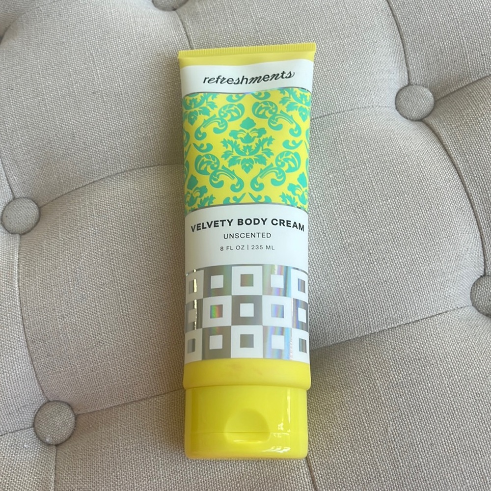 Refreshments velvety body cream